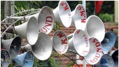 ക്ഷേത്രത്തില് ഉച്ചത്തില് പാട്ടുവെക്കുന്നതിനെതിരെ പരാതിപ്പെട്ട യുവാവിന് ഭീഷണിയെന്ന്