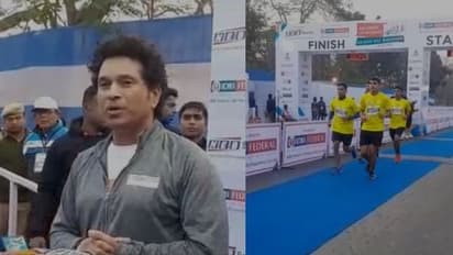 কলকাতায় সচিন, পতাকা উড়িয়ে শুরু করলেন ম্যারাথন