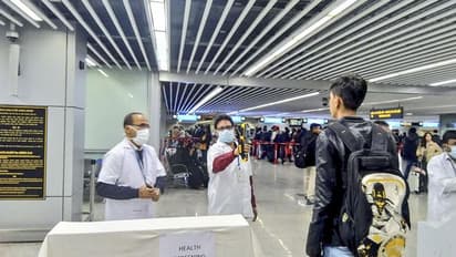 চিন থেকে ভারতে আসার অনলাইন ভিসা বন্ধ , করোনা মোকাবিলায় সরকারের সিদ্ধান্ত