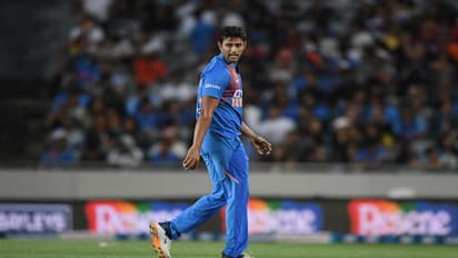 এক ওভারে দিলেন ৩৪ রান, ইতিহাস সৃষ্টির দিনেই লজ্জার রেকর্ড শিবমের