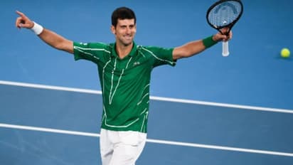 লকডাউনের নিয়ম ভেঙে টেনিসে মত্ত জকোভিচ