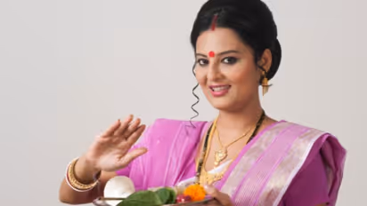 বাড়িতে দুটো শঙ্খ ব্যবহার করেন, হতে পারে চরম বিপদ