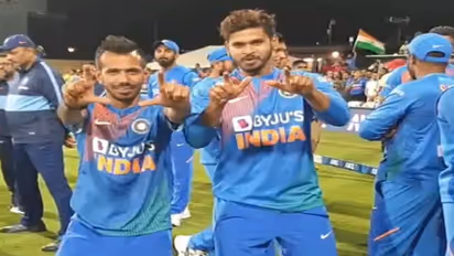 టీమిండియా క్లీన్ స్వీప్.... ఆనందంతో చిందులేసిన చాహల్, శ్రేయాస్