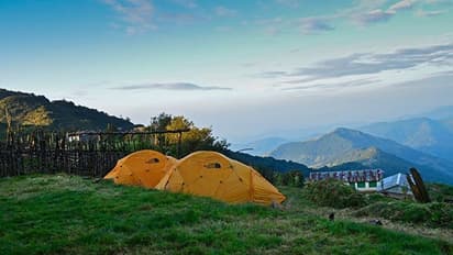 শীতের আমেজে ট্রেকিং-এর সুখ, হাতের নাগালে সান্দাকফু