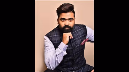 “நம் பாடும் நிலா எழுந்து வர வேண்டும்”... ரசிகர்களுக்கு சிம்பு வைத்த உருக்கமான வேண்டுகோள்...!