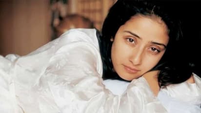 சரக்கு அடிச்சா தான் தூக்கம் வரும்... அந்த அளவுக்கு போதைக்கு அடிமையானேன் - மனம் திறந்த மனிஷா கொய்ராலா