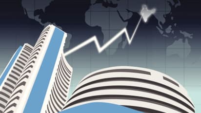 Sensex zooms back up, gains 917 points to return to pre-budget level