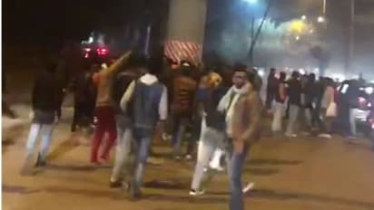 'ദേശദ്രോഹികള്‍ക്ക് നേരെ വെടിവെക്കു'; പൗരത്വ നിയമത്തെ അനുകൂലിച്ച് ജാമിയയില്‍ റാലി