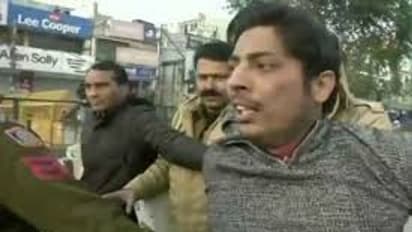 షహీన్ బాగ్ షూటర్... ఆప్ కార్యకర్తే : ఢిల్లీ పోలీసులు