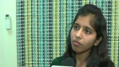 ১১ তারিখ জবাব পাবে বিজেপি, বাবাকে সন্ত্রাসবাদী বলায় মুখ খুললেন কেজরিওয়াল কন্যা