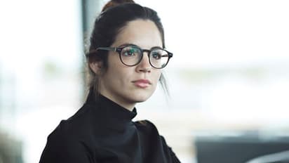 চশমা খুললেই স্পষ্ট ফুটে উঠছে চোখের কালো দাগ, কীভাবে দূর করবেন, রইল ঘরোয়া পদ্ধতি