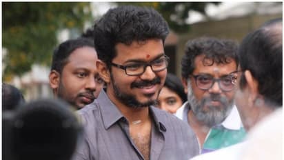 போட்டுக் கொடுத்த கல்பாத்தி..! நெய்வேலியில் வைத்து விஜயை வருமான வரித்துறை தூக்கியதன் பின்னணி!