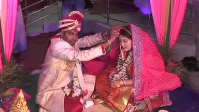 കൊറോണ വൈറസ് ഭീതി: കുടുംബാഗങ്ങളുടെ അസാന്നിധ്യത്തിൽ ബംഗാളിൽ ചൈനീസ് യുവതിക്ക് മംഗല്യം