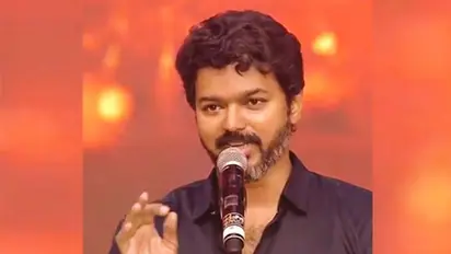 హీరో విజయ్ ఫ్యాన్స్ పై లాఠీ ఛార్జ్.. తీవ్ర ఉద్రిక్తత