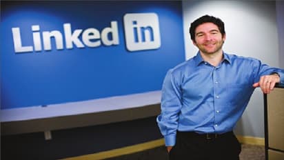 లింక్డ్ఇన్ సిఈఓ జెఫ్ వీనర్ రాజీనామా...