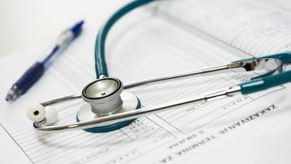 വിദ്യാര്ത്ഥികളുടെ ഭാവി വച്ച് കളിക്കരുത്: നീറ്റ് പിജി അഡ്മിഷനിൽ രൂക്ഷവിമര്ശനവുമായി സുപ്രീംകോടതി