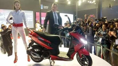 అదరగొడుతున్న పియాజియో రెండు కొత్త స్కూటర్లు...