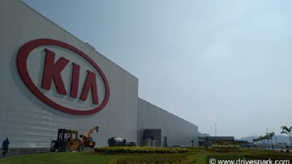 മിന്നും പ്രകടനവുമായി കിയ, ഒക്ടോബറില്‍ വന്‍ വില്‍പ്പന
