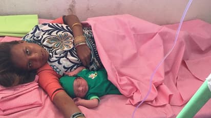 మేడారం జాతరలో మగబిడ్డను ప్రసవించిన గర్భిణీ: అద్భుతం అంటోన్న భక్తులు