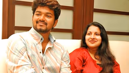 கொரோனா பீதி: அதிரடியாக தளபதி விஜய் வீட்டிற்கு விசிட் அடித்து அதிர வைத்த சுகாதாரதுறை அதிகாரிகள்!