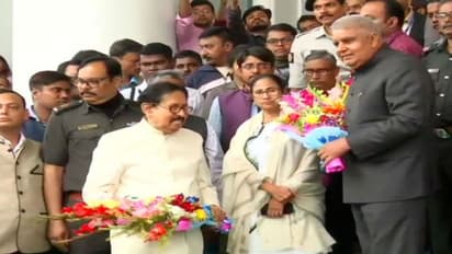 রাজ্যের বয়ানেই বাজেট বিবৃতি পাঠ ধনখড়ের, সংঘাত এড়িয়ে এনআরসি-র সমালোচনা