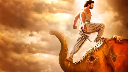 ‘బాహుబలి’: మొత్తం డస్ట్ బిన్ లోనే,వందకోట్లు నష్టం?