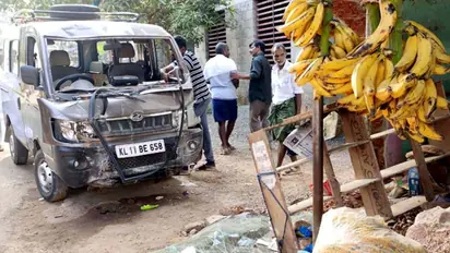ഓടുന്ന വാഹനത്തില് തമ്മിലടിച്ച് ഡ്രൈവറും ജീവനക്കാരനും; കടയിലേക്ക് ഇടിച്ച് കയറി കാര്