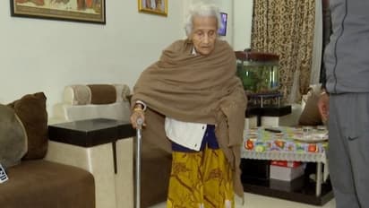 ఢిల్లీ ఎన్నికలు 2020: ఓటేసిన 111 ఏళ్ల మహిళ, ఎవరీమె?