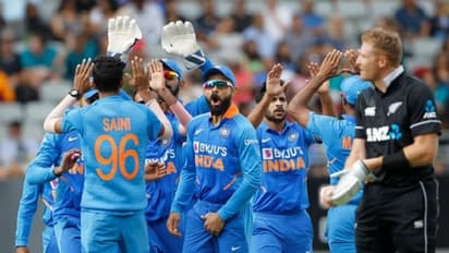 ಗಪ್ಟಿಲ್, ಟೇಲರ್ ಹೋರಾಟ, ಭಾರತಕ್ಕೆ 274 ರನ್ ಟಾರ್ಗೆಟ್