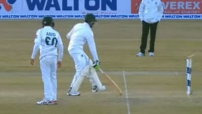 பாகிஸ்தான் வீரரே ரன் அவுட் செய்றாருனா, அவுட்டான வீரர் எவ்வளவு மொக்கை பாருங்க.. வீடியோ