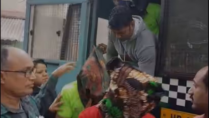 প্রেমিকের সঙ্গে গনধর্ষণের অভিযোগ বন্ধুদের বিরুদ্ধে, পর্ণশ্রীতে লালসার শিকার নাবালিকা