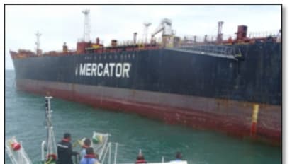 അറ്റക്കുറ്റപ്പണിക്ക് ശേഷം പണം നൽകാതെ മുങ്ങി; ഇന്ത്യൻ എണ്ണ കപ്പൽ കൊച്ചിയില് കസ്റ്റഡിയിൽ