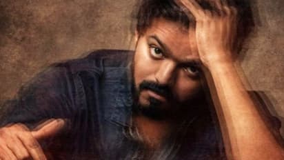 சோகத்தில் தலை கவிழ்ந்திருக்கும் விஜய்...“மாஸ்டர்” டீம் வெளியிட்ட லேட்டஸ்ட் போஸ்டருக்கு அர்த்தம் என்ன?