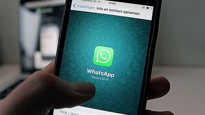 হোয়াটসঅ্যাপ আপনাকে চিরতরে করতে পারে ব্যান, জানুন কী কী কারণে নিষেধাজ্ঞা বলবৎ হতে পারে