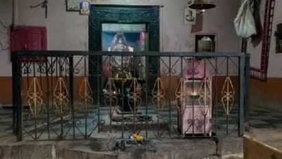 ನಿಡಗುಂದಿ: ದೇವಸ್ಥಾನದ ಹುಂಡಿಗೆ ಕನ್ನ ಹಾಕಿದ ಖದೀಮರು