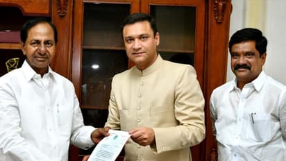 కారణమిదే:కేసీఆర్తో అక్బరుద్దీన్ భేటీ