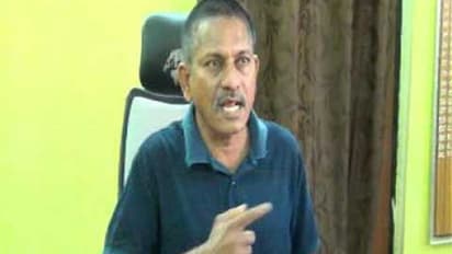 హుస్నాబాద్ తుపాకుల మాయం: నేను ట్రాన్స్ఫర్ అయ్యాకే, మాజీ సీఐ వ్యాఖ్యలు