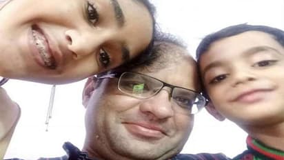 వ్యాపారంలో నష్టం, జేబులో చిల్లి గవ్వలేదు... పిల్లలను చంపేసి, మెట్రో కింద పడి