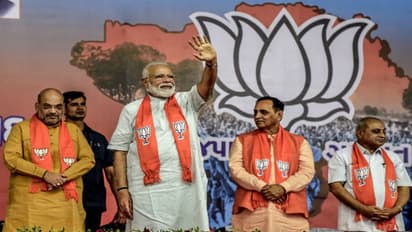 দিল্লির বাঙালিরাও প্রত্যাখ্যান করল বিজেপি-কে, দুই কেন্দ্রেই এগিয়ে আপ