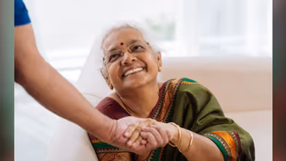 ஆண்களை விட பெண்கள் நீண்டகாலம் வாழும் மாநிலங்கள்.. தமிழ்நாடு லிஸ்டுல இருக்கா?