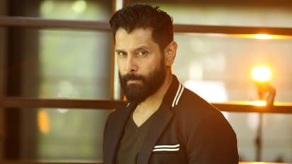 హీరో విక్రమ్ పై రూమర్స్.. అభిమానుల్లో కంగారు