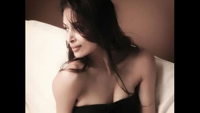 বলিউডেও করোনা আতঙ্ক, নিজেকে ঘরবন্দি করলেন মালাইকা