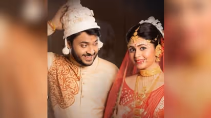 মহিলাদের জয়জয়কার, পুরুষতান্ত্রিক সমাজে নারীশক্তির জয়গান চার গায়িকার