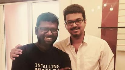 கொரோனாவால் இறந்த மனைவியின் கல்யாண புகைப்படத்தை கண்ணீரோடு பகிர்ந்த அருண் ராஜா காமராஜ்! வைரலாகும் போட்டோ..!