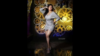 బ్లాక్ డ్రెస్ లో నమిత వయ్యారాలు చూశారా.. ఫొటోస్ వైరల్