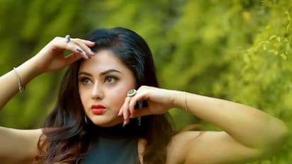 రొమాన్స్ బోర్ కొట్టేసింది : నమిత