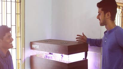 മണ്ണോ മട്ടുപ്പാവോ ഇല്ലാത്തതുകൊണ്ട് കൃഷി ചെയ്യാനാവുന്നില്ലേ? വീട്ടിനകത്ത് കൃത്രിമ സൂര്യപ്രകാശം വഴി പച്ചക്കറി