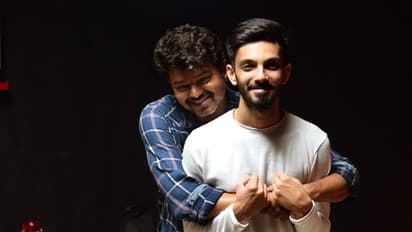 மாஸ்டர் ரகசியத்தை போட்டுடைத்த விழா நாயகன்... தளபதி ரசிகர்களுக்கு இன்ப அதிர்ச்சி கொடுத்த அனிருத்....!