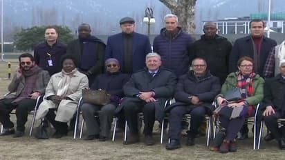 ವಿದೇಶಿ ನಿಯೋಗ ಬರುವುದು ಮೂರನೇ ಬಾರಿ: ದಾಲ್ ಸರೋವರದಲ್ಲಿ ಸವಾರಿ!