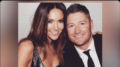 বিয়ে ভাঙল সুপারস্টার ক্রিকেটার মাইকেল ক্লার্কের, এই নিয়ে দ্বিতীয়বার